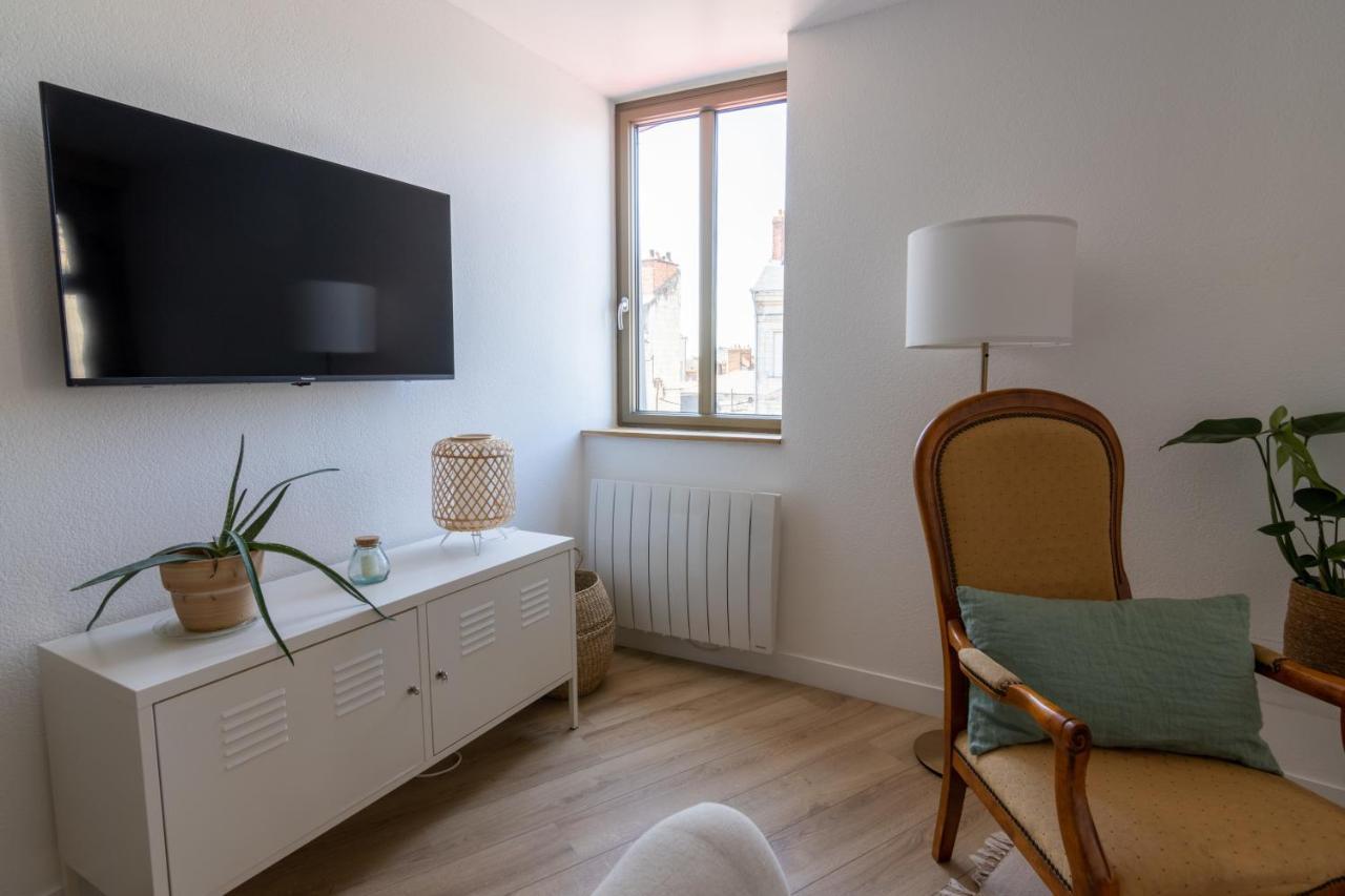 Appartement Duplex Saumur Centre, Refait A Neuf, A Proximite Du Chateau Экстерьер фото